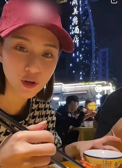 娱乐圈吃瓜爆料封面图