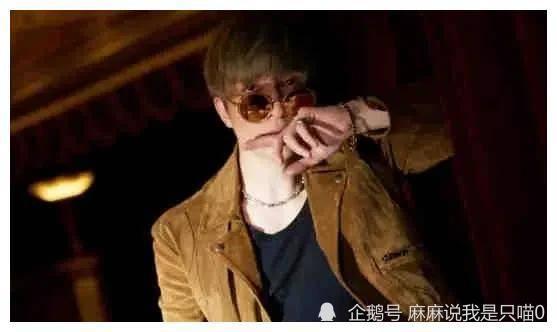 娱乐圈吃瓜爆料博主剪影,跟随吃瓜博主探寻幕后真相